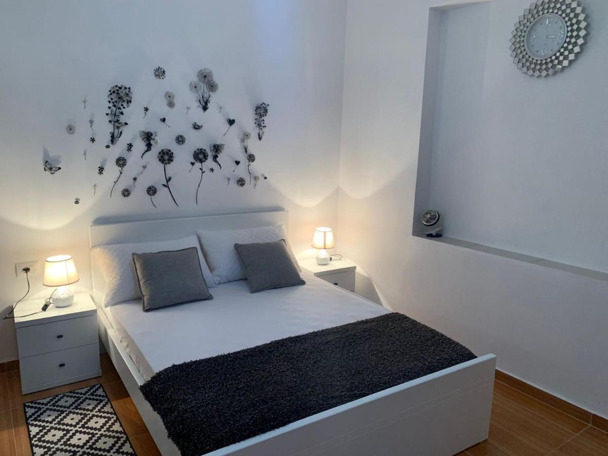 Vjola Apartments 2 Saranda Extérieur photo